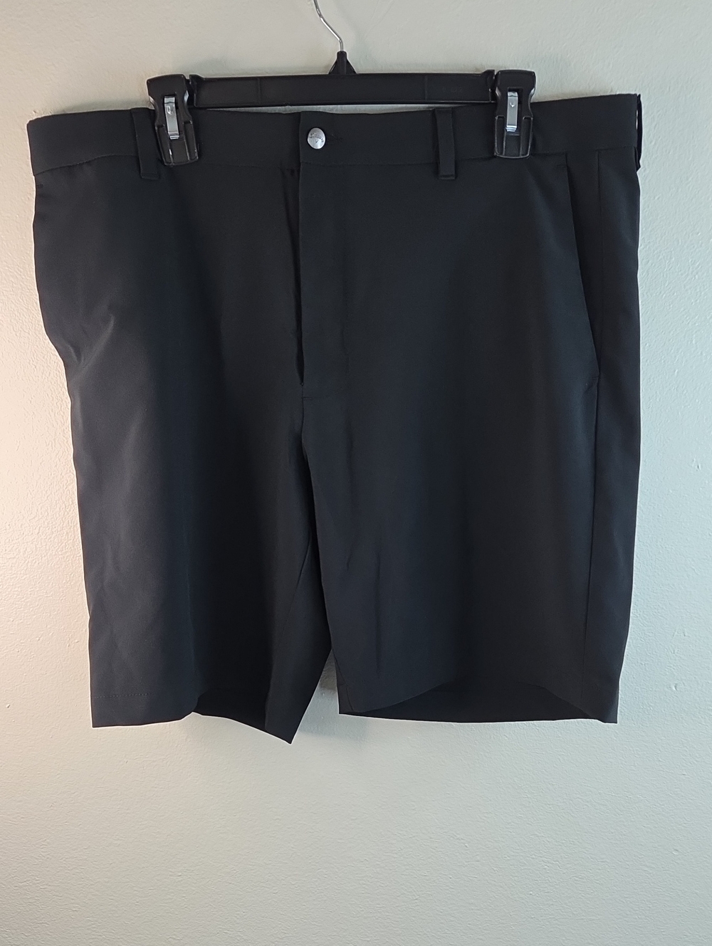 Callaway Black Flat-Front Golf Shorts Sz36 EUC